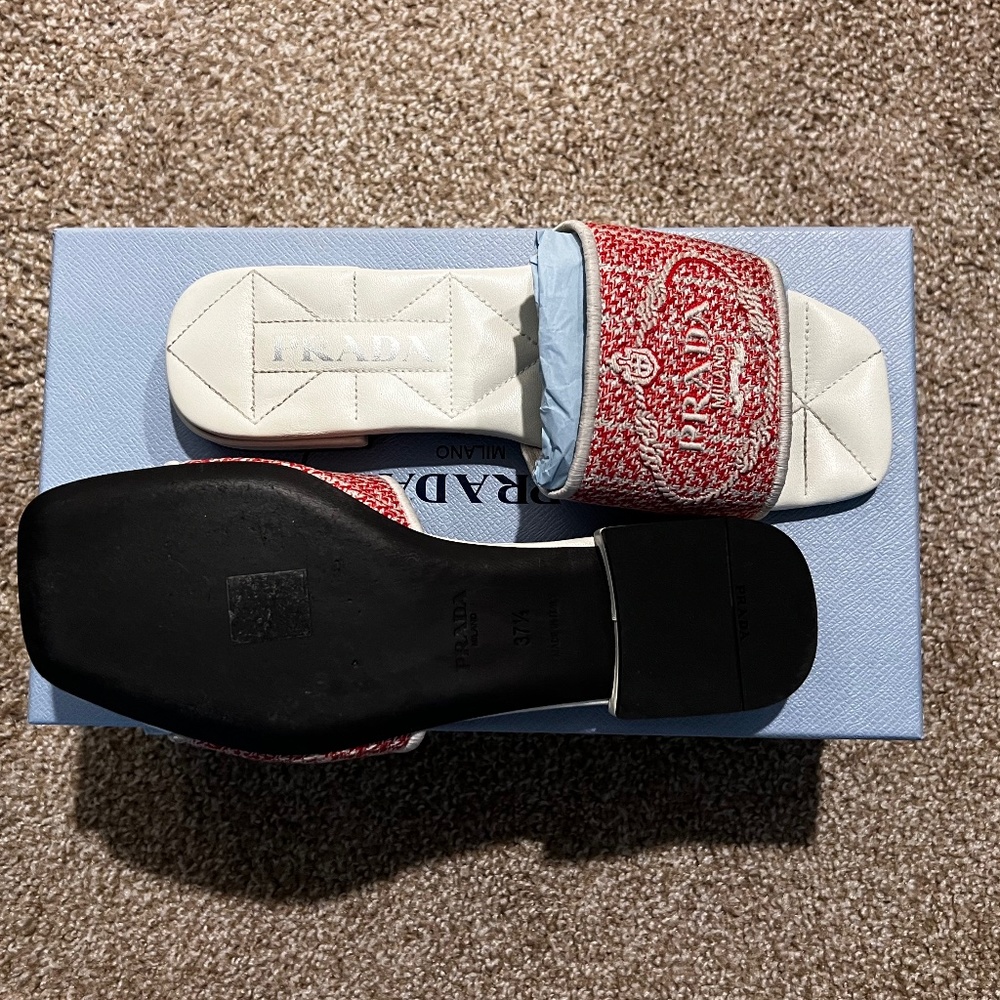 100% Authentic Prada Women's Shoe Calzature Donna Sz 37.5